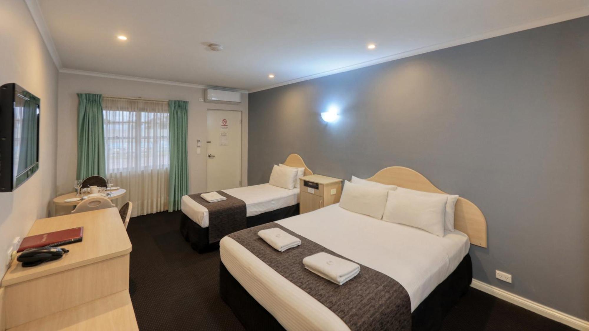 Charles Rasp Motor Inn & Cottages Broken Hill Εξωτερικό φωτογραφία