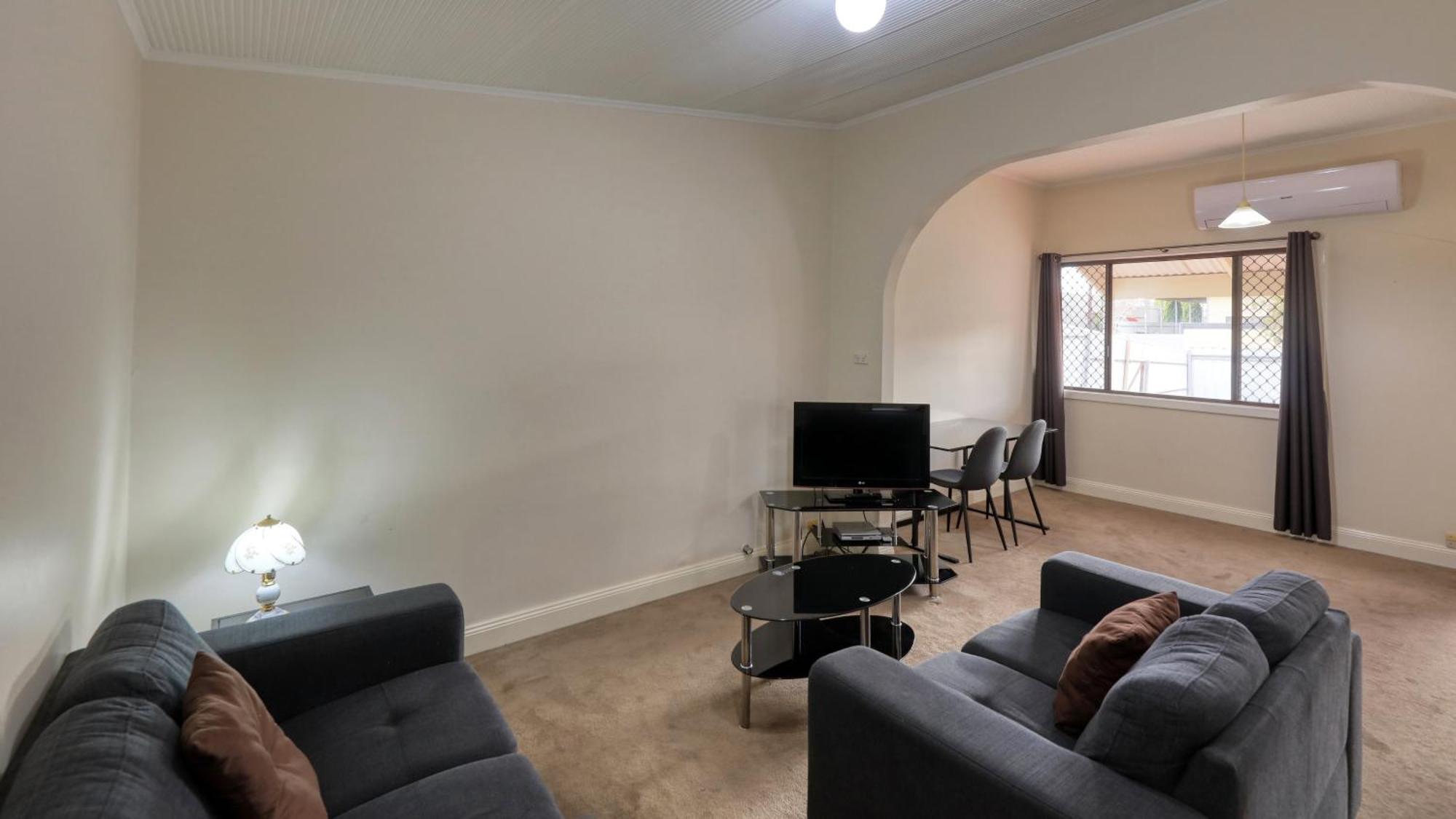 Charles Rasp Motor Inn & Cottages Broken Hill Εξωτερικό φωτογραφία