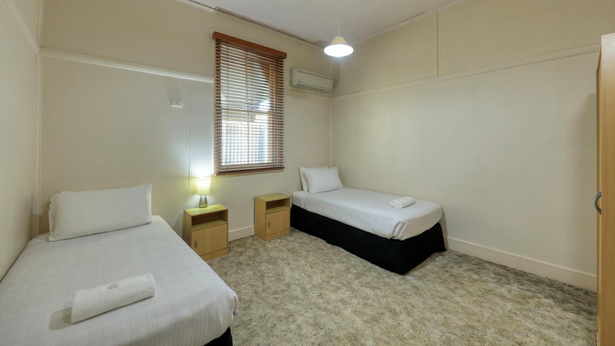Charles Rasp Motor Inn & Cottages Broken Hill Εξωτερικό φωτογραφία