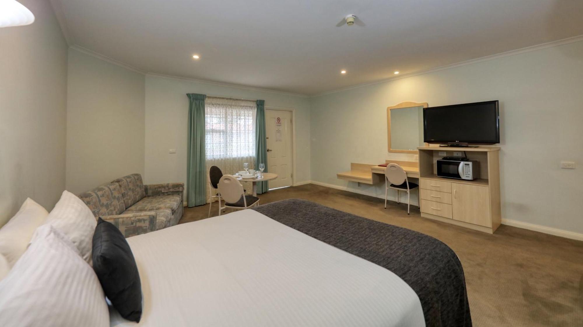 Charles Rasp Motor Inn & Cottages Broken Hill Εξωτερικό φωτογραφία